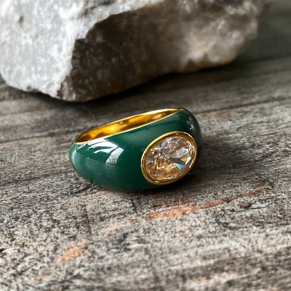 NEW Green Enamel And Rhinestone Cocktail Ring - Picture 7 of 12
